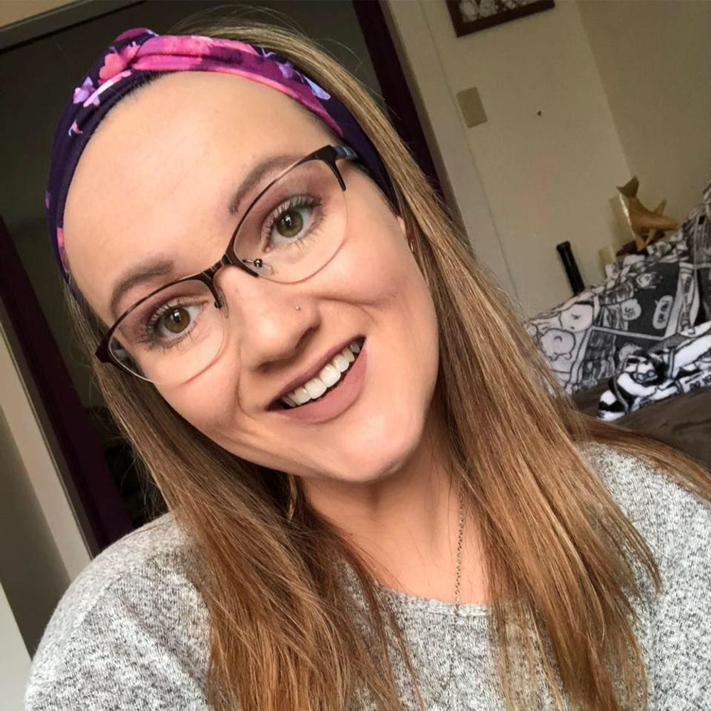 Meet your Posher, Alli